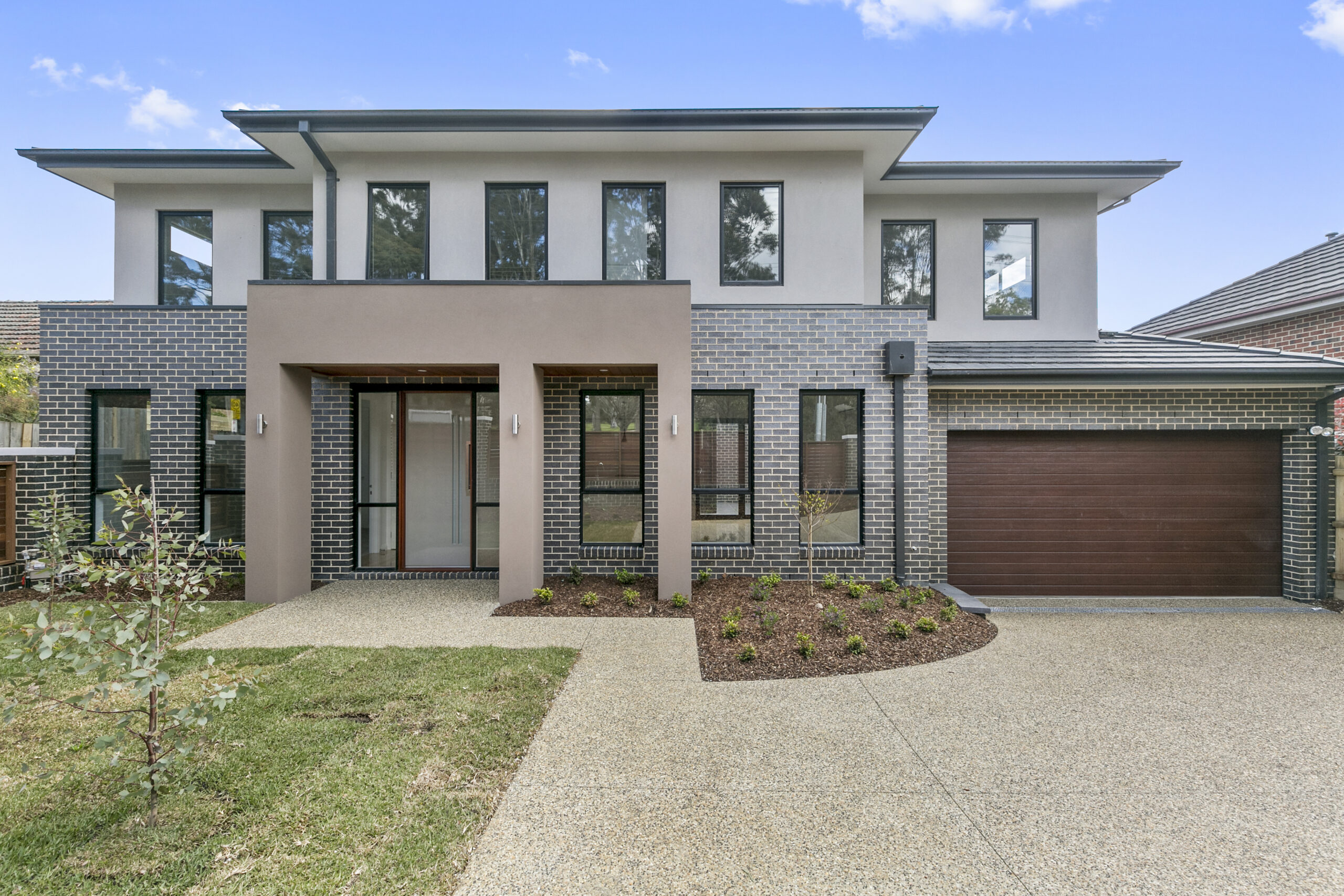 011_Open2view_ID431116-1_140_Warrigal_Rd_Camberwell